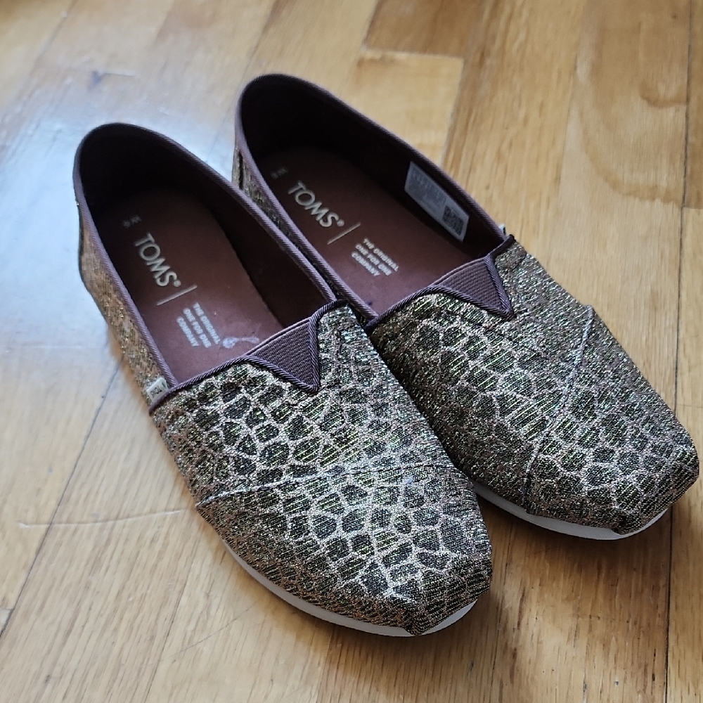 TOMS Women's Giraffe Glitter Brown Slip-On Shoes